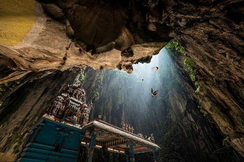 Топ 10 Азиатские пещеры, определяющие  развитие человечестваПещеры Бату, Малайзия (Batu Caves, Malaysia)
