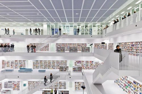 Топ 10 Библиотек с современной архитектурой и дизайном
Городская библиотека Штутгарта, Германия (Stuttgart City Library, Germany)