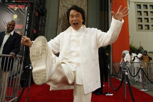 Топ 10 самых тяжёлых травм Джеки Чана Jackie ChanТрудно умереть (Hard to Die) Травма ноги.
