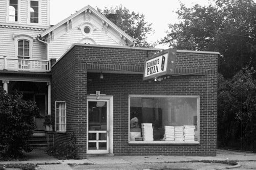 Топ 10 оригинальных мест расположения сетей Фаст фуд Пицца Домино по адресу 953, Уоштенью-роуд, Ипсиланти, МичиганDomino’s Pizza at 953, Washtenew Road, Ypsilanti, Michigan
