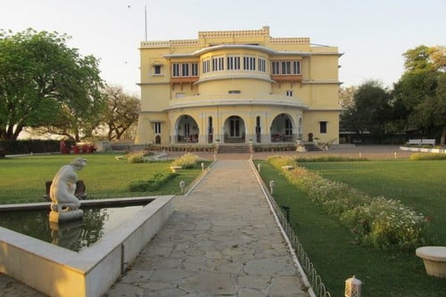 Топ 10 мест с настоящими привидениями в ИндииДворец Бридж Радж Бхаван в Коте, Раджастхан Brij Raj Bhavan Palace in Kota, Rajasthan