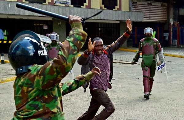 Топ 10 стран с самой жестокой полицией - Список чудес Кения Kenya 
