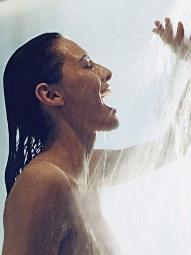 Топ 10 Лучшие Вещи в Мире Прямо СейчасПринять душ в первый раз после стрижки.