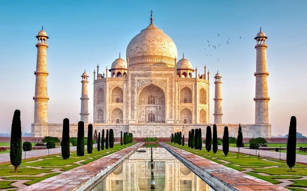 Top 10 Самых Красивых Зданий По всему МируТадж-Махал Taj Mahal