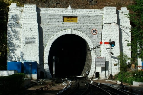 Топ 10 мест с настоящими привидениями в ИндииТуннель № 33, Шимла Tunnel No 33, Shimla