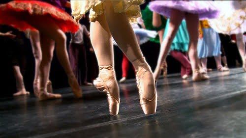 10 Поразительных Фактов О Танцорах БалетаРазрешение носить пуанты - это обряд посвящения