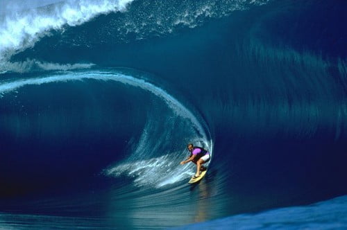 10 Самых опасных видов спорта - Экстремальные виды спорта в миреСерфинг на больших волнах Big-Wave Surfing