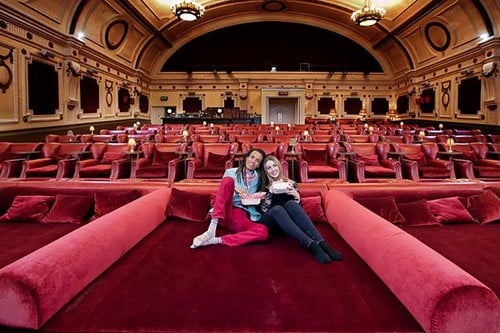 Топ 10 Самых Крутых Кинотеатров в МиреЭлектрик Синима Англия Electric Cinema, England