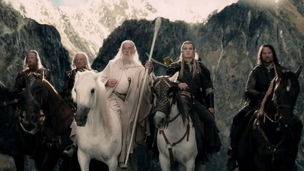 Топ 10 Лучшие Сказочные фильмы - 10 лучших фильмов, основанных на СказкахВластелин колец Lord of the Rings
