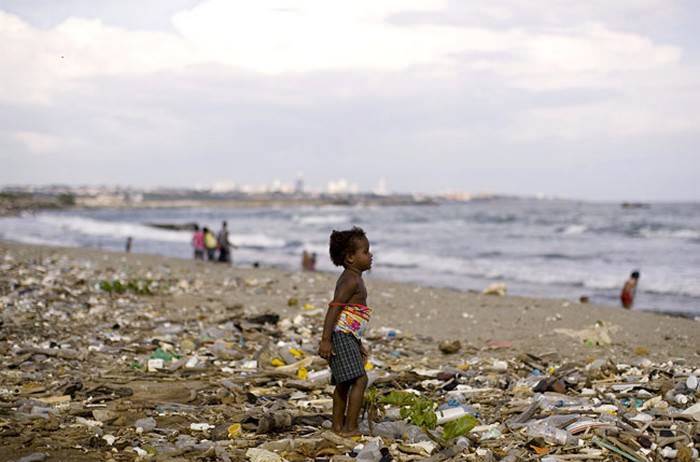 Топ 10 Самых грязных пляжей в миреПляж Хайна - Доминиканская Республика (Haina Beach – Dominican Republic)